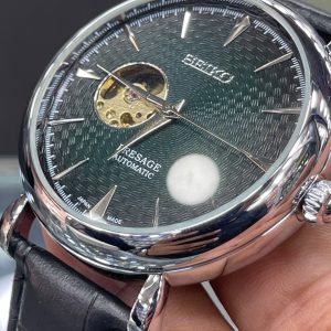 Alternative view of SEIKO ( Automatic movement )